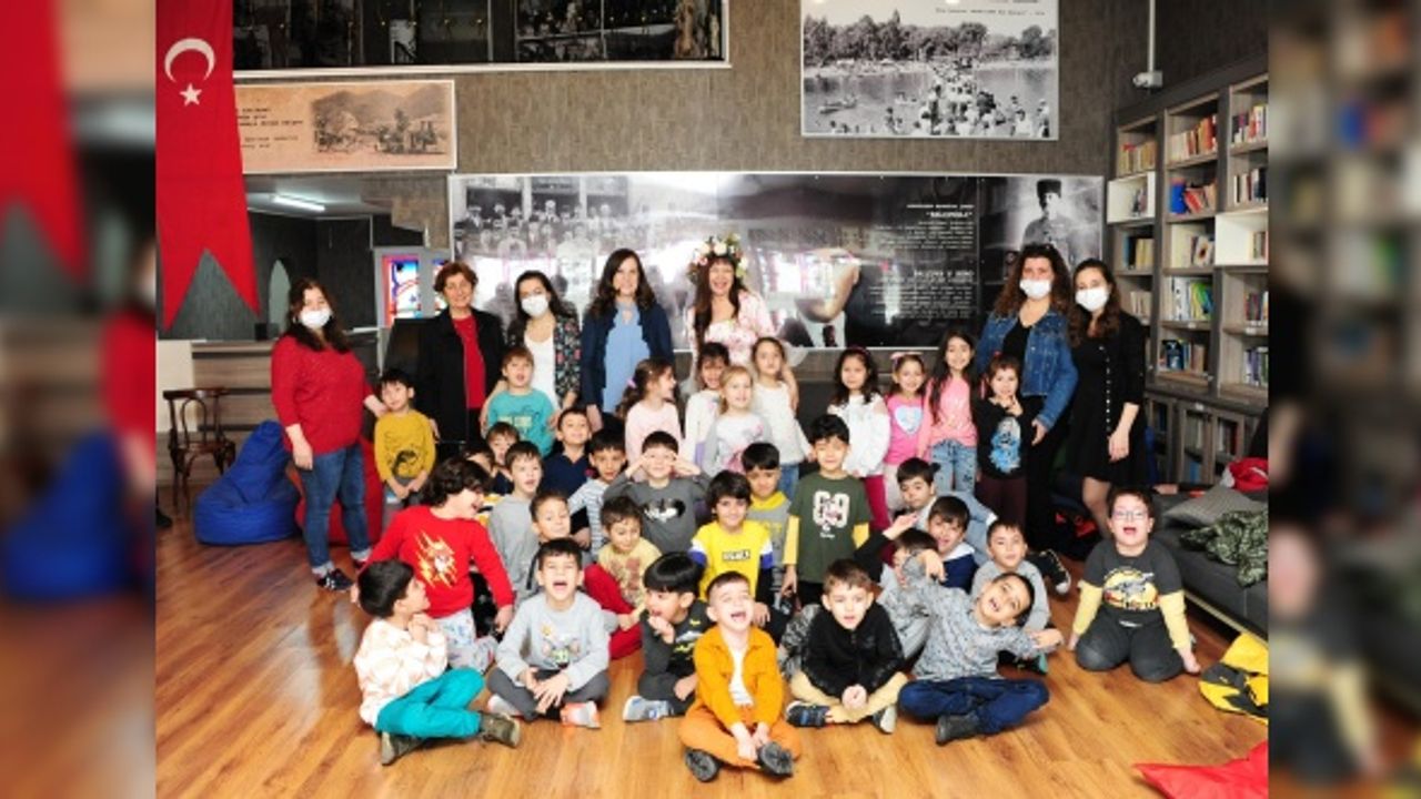 Balçovalı çocuklara Kütüphane Haftasında eğlenceli etkinlik