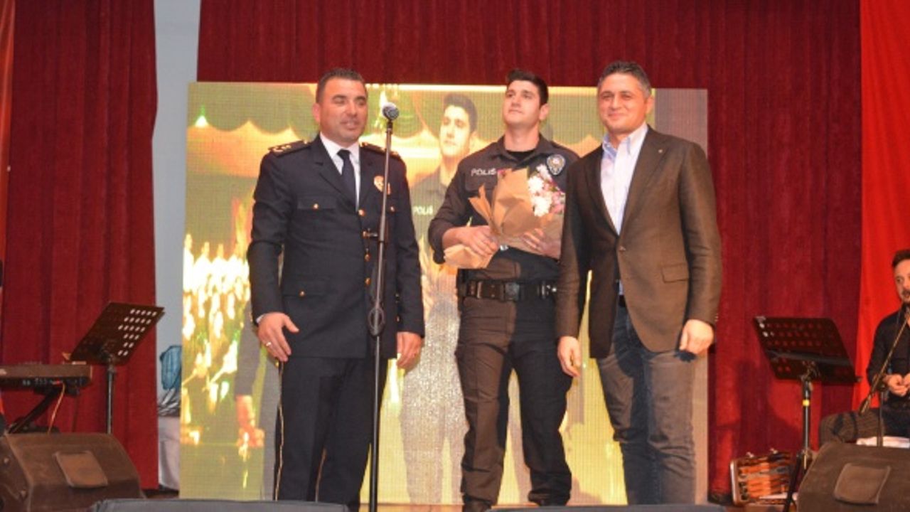 Aliağa'da Türk Polis Teşkilatının 177. yılında unutulmaz konser