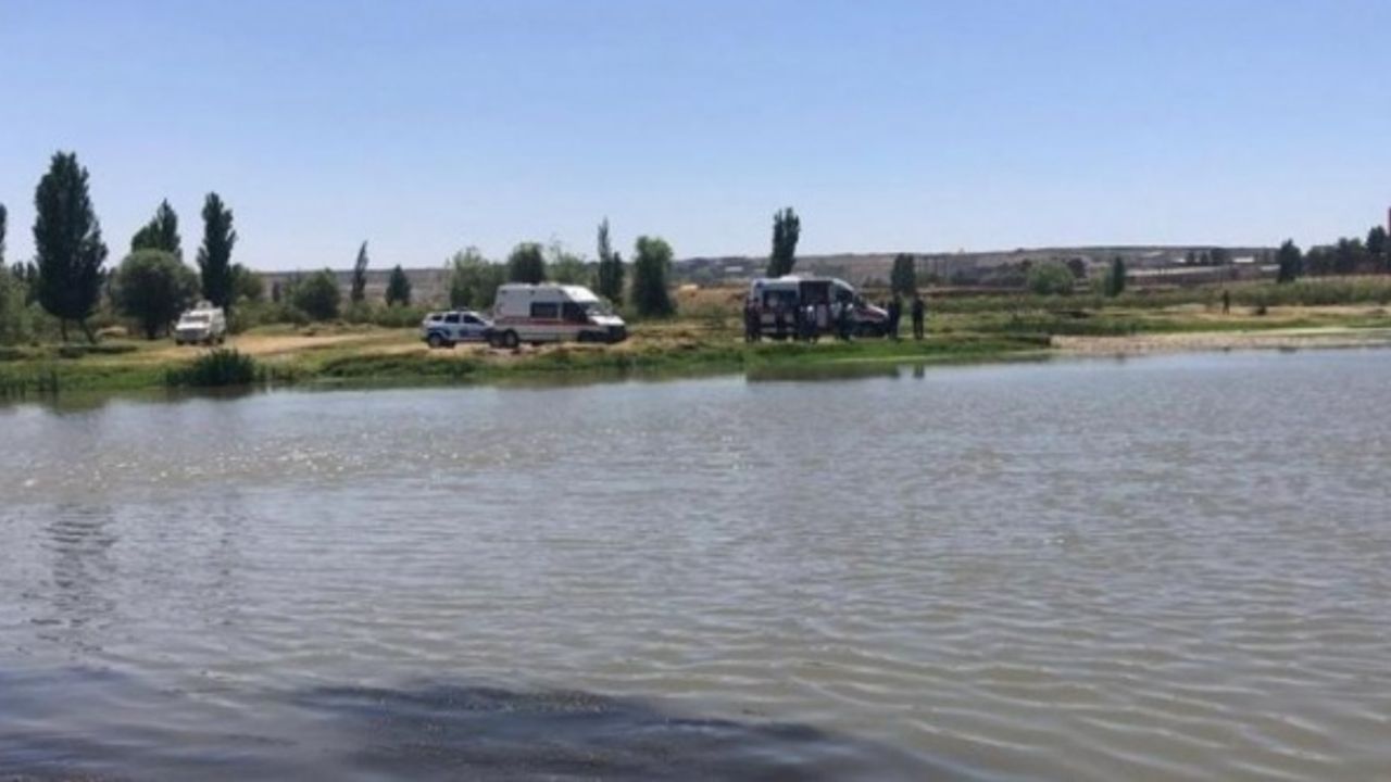 3 genç Dicle Nehri'nde kayboldu