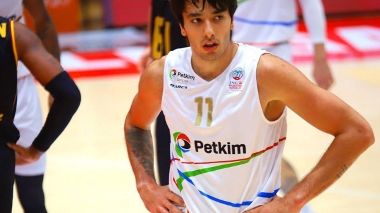 Ege Arar, Aliağa Petkimspor'a döndü