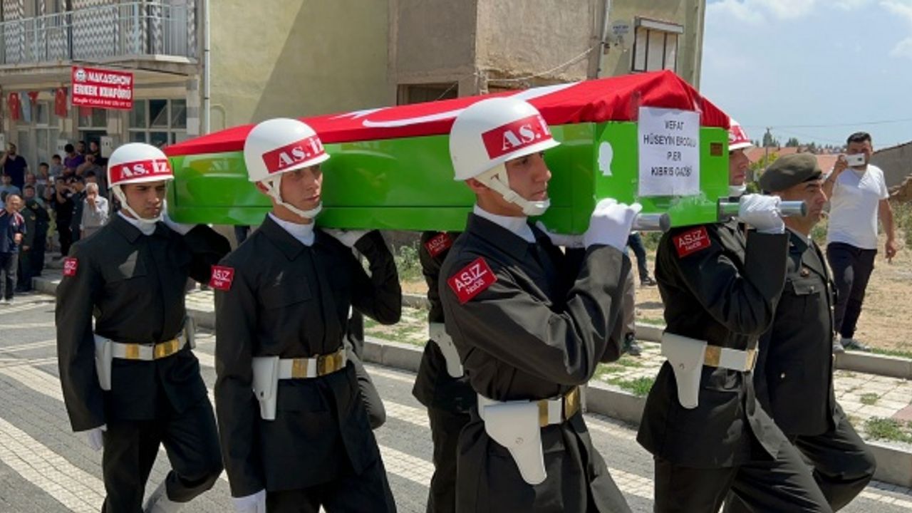 Afyonkarahisar’da vefat eden Kıbrıs gazisi için askeri tören