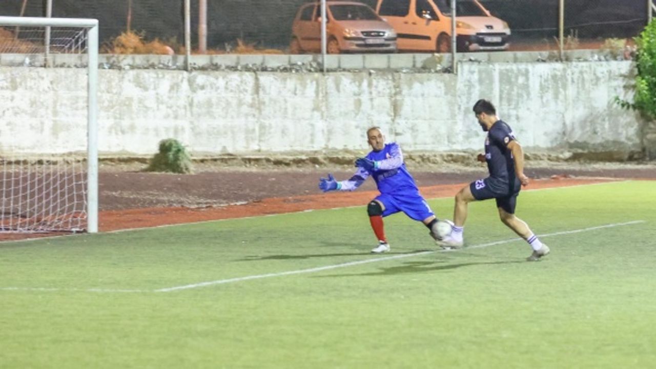 100. Yıl Masterler Futbol Turnuvası başladı