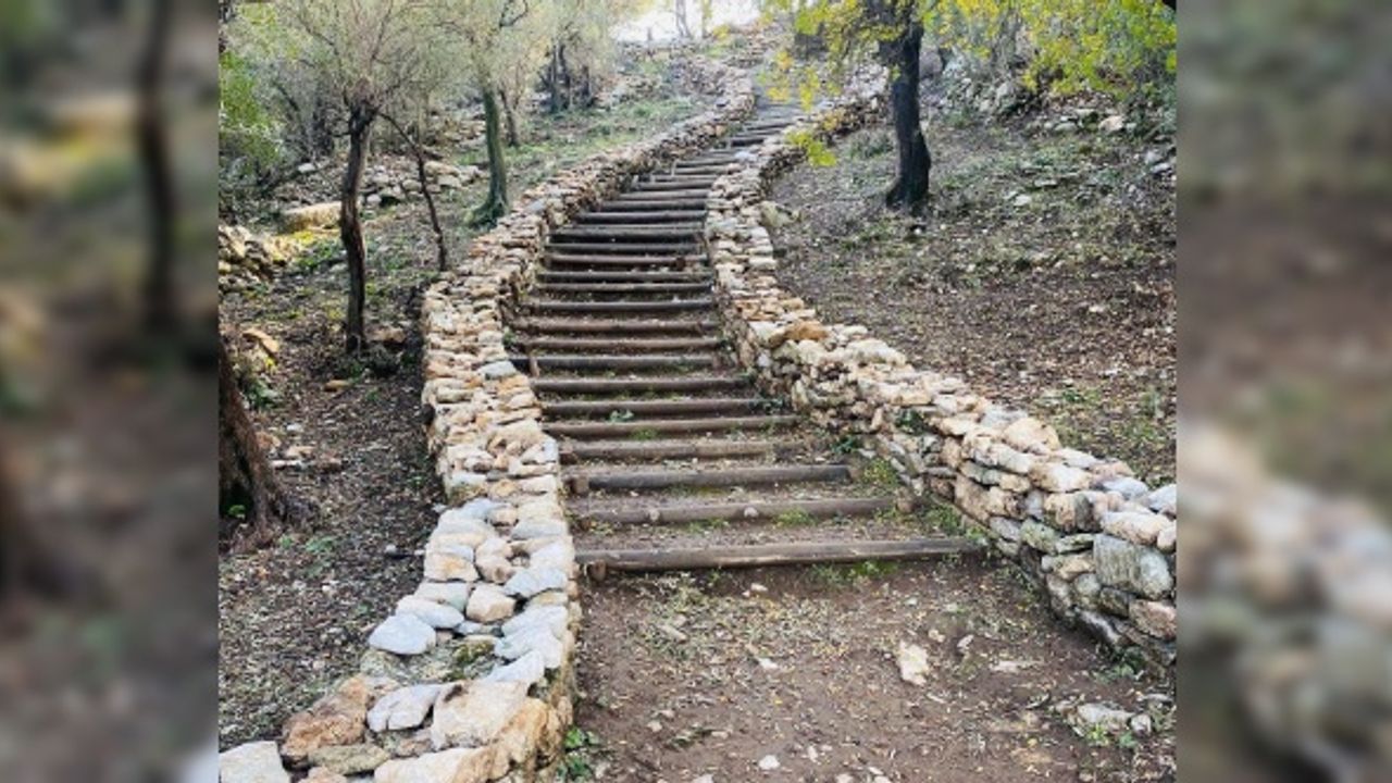 Amos Antik Kenti'nin özgün antik tiyatrosu