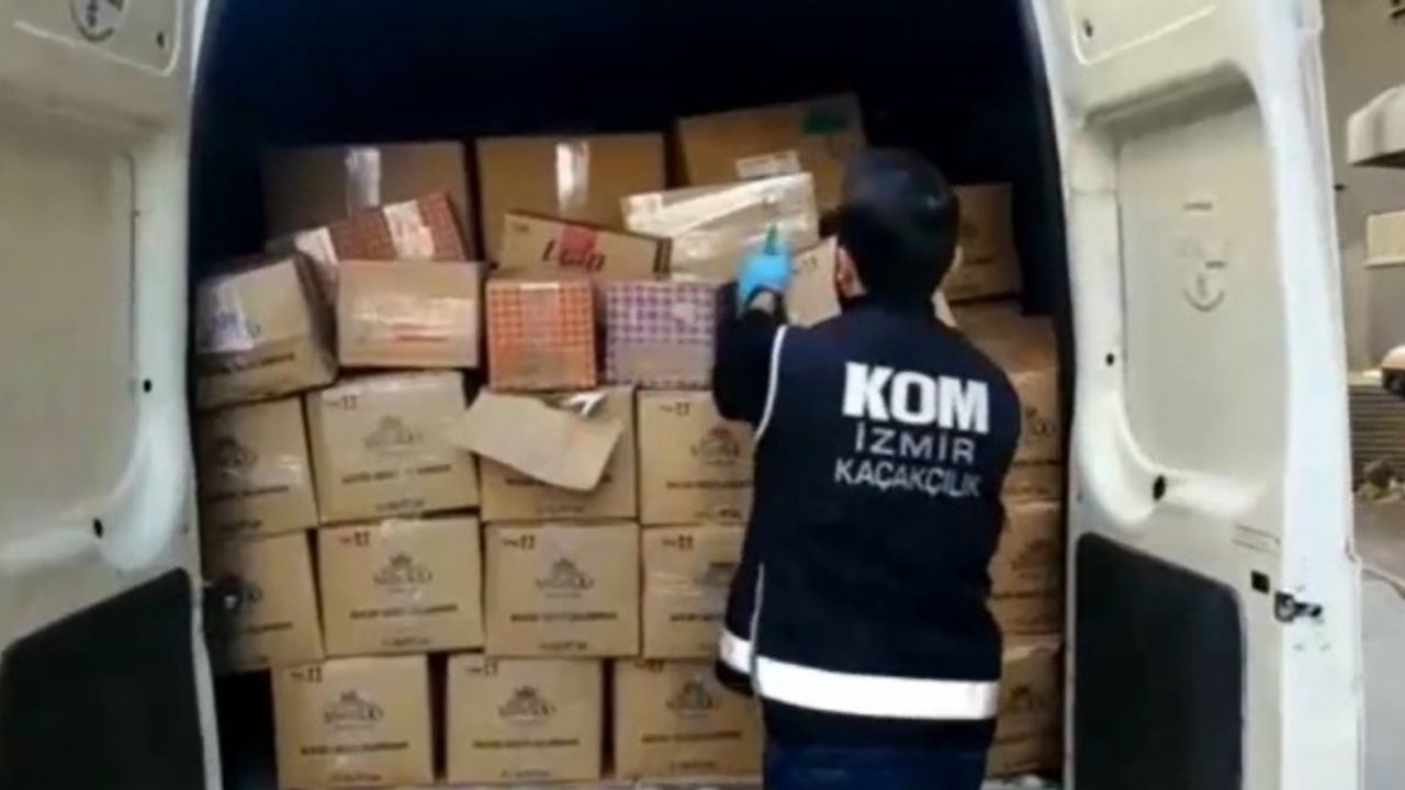 İzmir'de 1 tondan fazla sahte etil alkol ele geçirildi