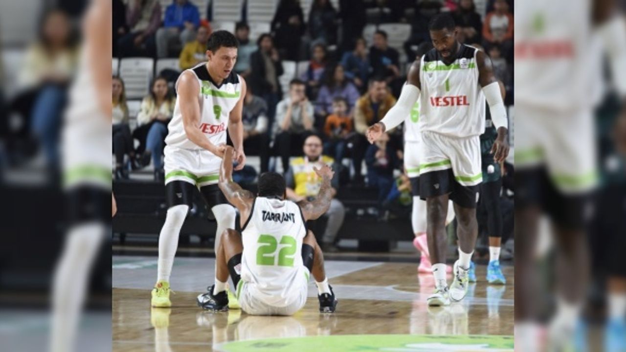 Manisa BBSK: 79 - Ayos Konyaspor: 80