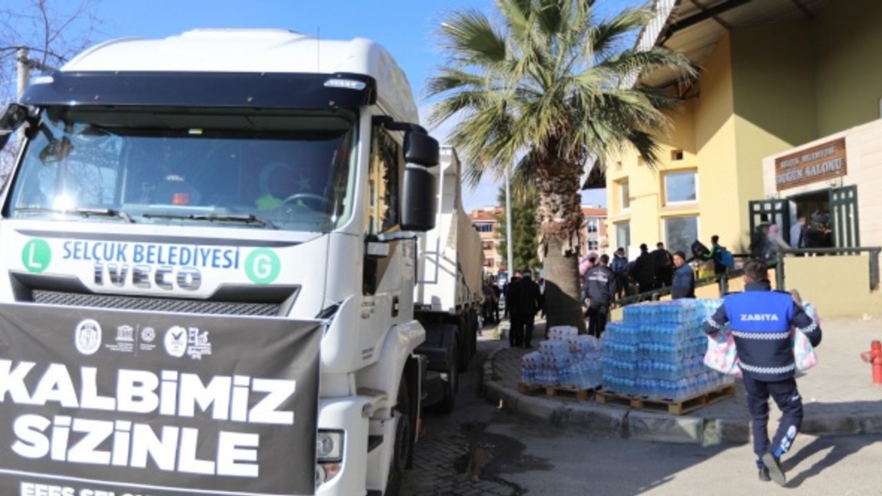 Selçuk Belediyesi deprem bölgesinde ekmek ve sıcak yemek dağıtacak