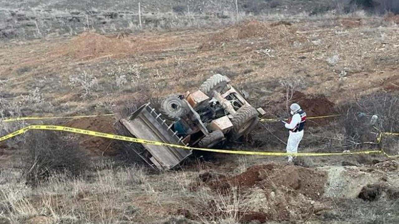 Afyonkarahisar'da kepçe operatörü hayatını kaybetti
