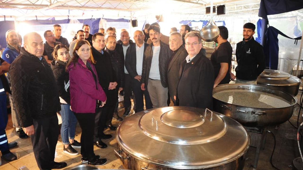 CHP Balçova ve Torbalı ekibi Osmaniye nöbetinde