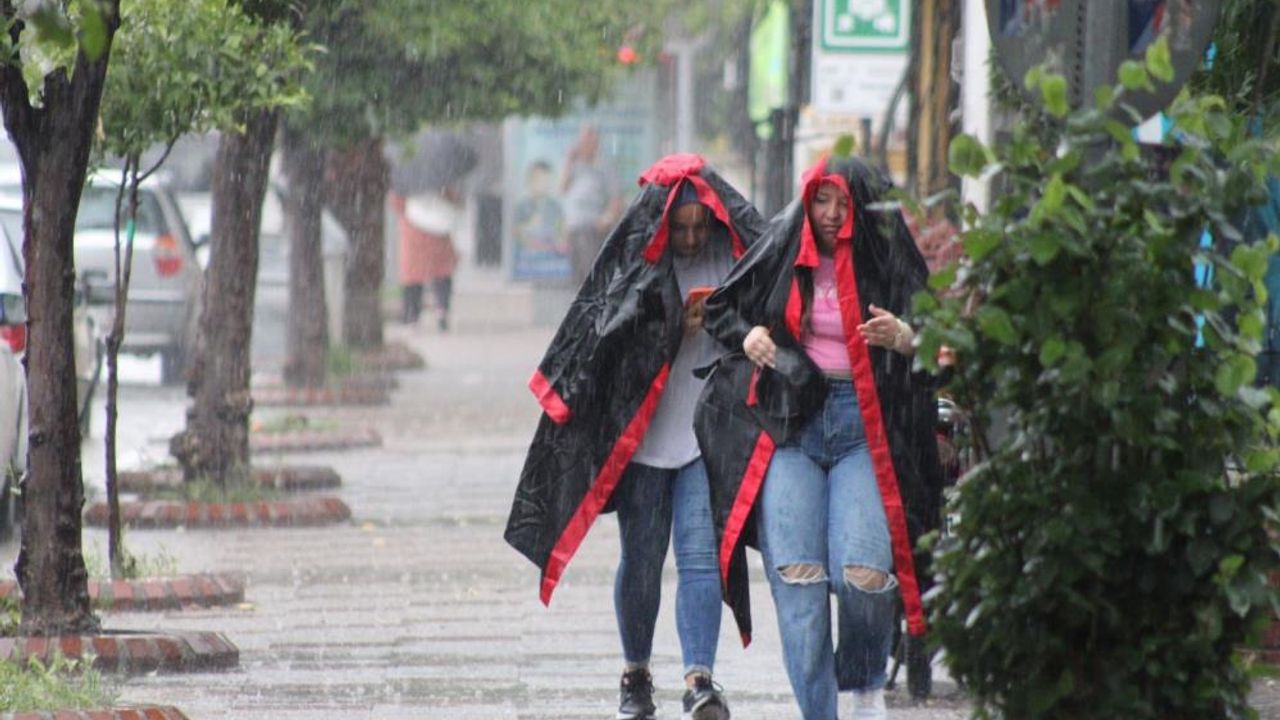  Aydın'da yağışlı hava hafta sonu da etkili