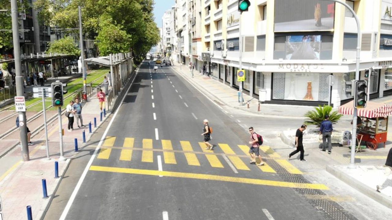  İzmir trafiğine güvenli dokunuş