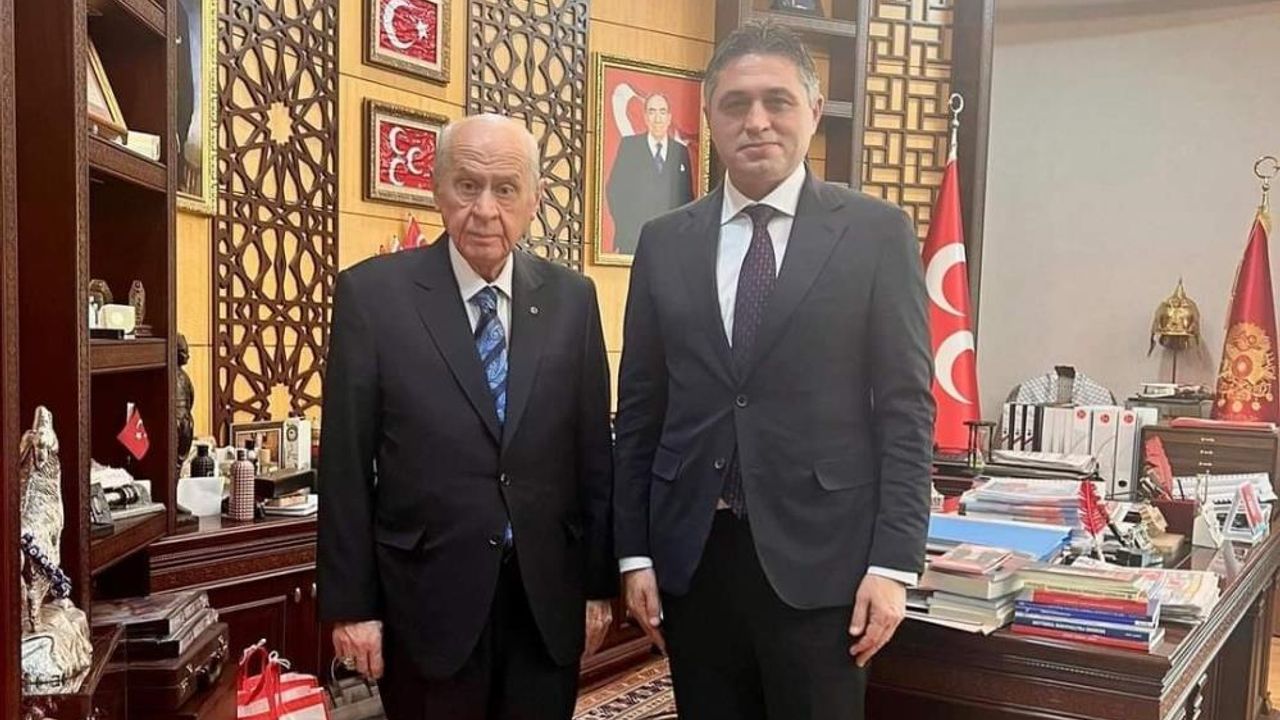 MHP'li Başkan Serkan Acar, adaylık başvurusunu yaptı