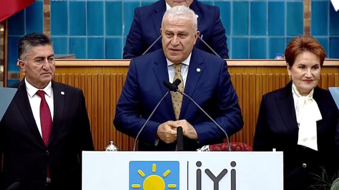  CHP'den istifa eden Efeler Belediye Başkanı Atay, İYİ Parti'ye katıldı
