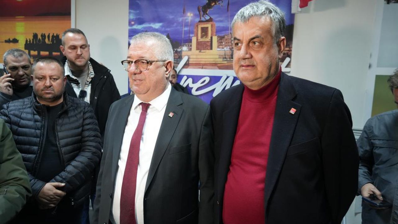 CHP Edremit'te Mehmet Ertaş belediye başkan adayı oldu