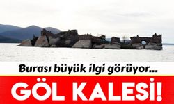 Göl ortasında kalan tarihi kale ilgi görüyor