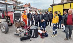 Muğla'da traktöre çarpan motosikletli kurye yaralandı