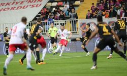 Spor Toto 1. Lig: Altınordu: 1 - Eyüpspor: 2