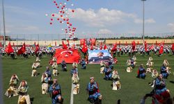  İzmir’in ilçelerinde 19 Mayıs coşkusu