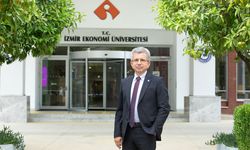 İzmir Ekonomi Üniversitesi’nde rektör değişimi