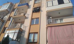  İzmir’de apartman dairesinde yangın