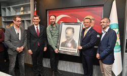 CHP Genel Başkanı Özgür Özel’den ilk ziyaret Başkan Zeyrek’e