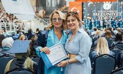 Yarım kalan üniversite hayalini 51 yaşında 2.’likle tamamladı