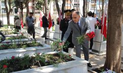 Manisa'da 15 Temmuz şehitleri dualarla anıldı