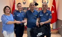 Manisa’da vatandaşın yolda bulduğu 20 bin lira sahibine teslim edildi