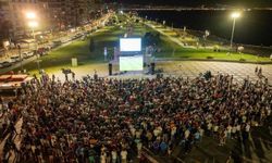 İzmir'de dev ekranlarda final heyecanı yaşanacak