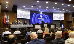 Sektörlerin çözüm bekleyen konuları İZTO'da görüşüldü