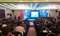 Kula’da CHP’li iki meclis üyesi partisinden istifa etti