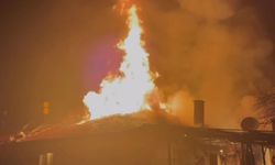 Kula'da gece saatlerinde yangın paniği