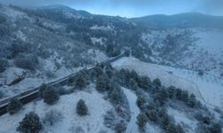 Karla kaplanan Demirci'de kartpostallık manzaralar