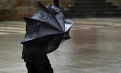 Uşak’ta kuvvetli rüzgar ve fırtına uyarısı