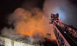 Denizli’de alevler iş yerini kullanılamaz hale getirdi