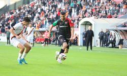 TFF 3. Lig: Karşıyaka: 3 - İzmir Çoruhlu FK: 1