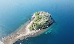 Gümüşlük koyunda sular çekildi, 3 bin 500 yıllık kral yolu ortaya çıktı