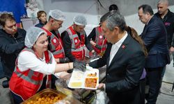 CHP Genel Başkanı Özel'den Manisa'da buruk iftar