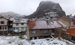 Afyonkarahisar'da kar yağışı