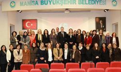 Kadın belediye başkanları Manisa'da buluştu