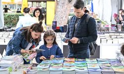 İZKİTAP-7. İzmir Kitap Fuarı kapılarını açtı