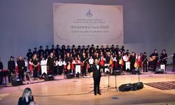 Denizli'nin unutulan türküleri 150 öğrencinin emeğiyle sahneye taşındı