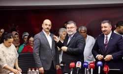 AK Parti İzmir'e 370 yeni katılım