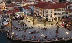 Ayvalık, tarihi Gümrük Meydanı'na kavuştu