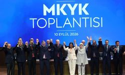 Foça Belediye Başkanı Saniye Bora Fıçı AK Parti’ye katıldı