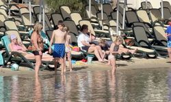 Bodrum’da güneşi gören denize koştu
