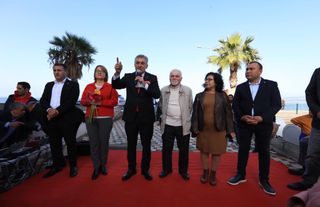 Mustafa İnce miting havasında dosyasını teslim etti