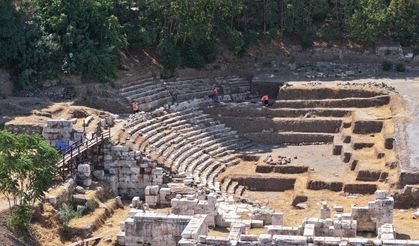 Smyrna Antik Kenti'nde kazılar sürürüyor