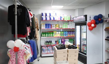 İzmir'in ilk 'İyilik Çarşısı' Bayraklı'da kapılarını açtı