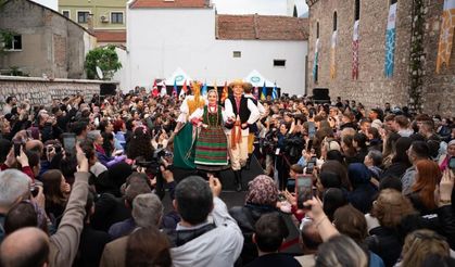 Mesir Festivali'nde kültürlerin zarafeti podyuma taşındı