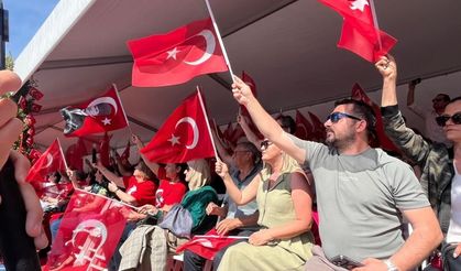 İzmir’de 19 Mayıs coşkuyla kutlandı